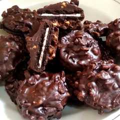 รูปของ KUE OREO TANPA OVEN, COKELAT KACANG, KUE LEBARAN