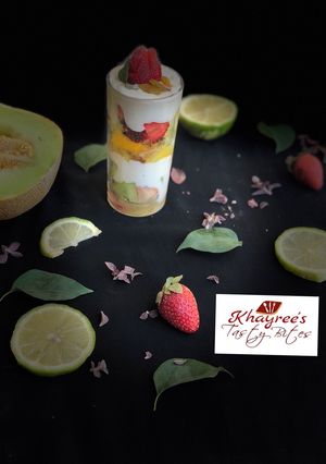 A picture of Fruit Salad dressings.