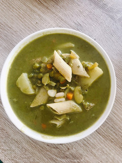 Una foto de Sopa menestrón 🍲