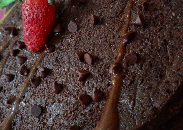 Instant Chocolate cake with less ingredients
