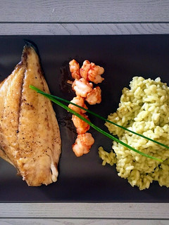 Una foto de Risotto con dorada y gambones