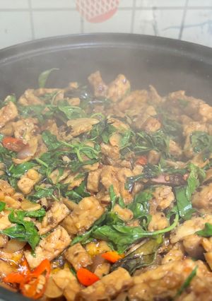 Foto resep Tempe orek kemangi 🌶️