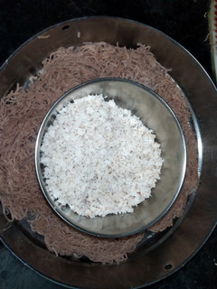 கேழ்வரகு இடியாப்பம் செய்முறை முக்கிய புகைப்படம்