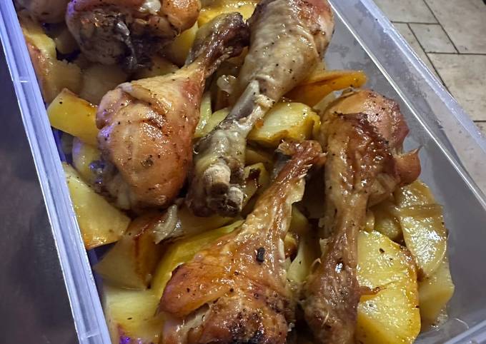 Куриные бедра с картошкой в рукаве - рецепт автора Анна Пачгина