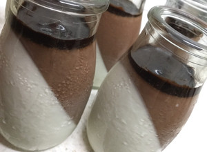 香濃巧克力雙色奶酪 的食譜成品照片