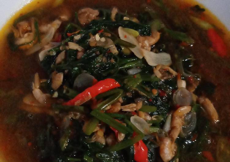 Siap Saji Kangkung udang kuah saus tiram Enak Sederhana