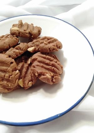 Foto resep Almond Chocolate Cookies by @rinadedik