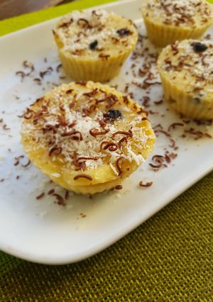 Una foto de Muffins de avena, banana y coco