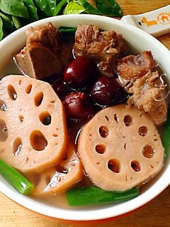 紅棗蓮藕排骨湯 的食譜成品照片