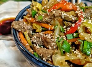 Foto principal de Chop Suey de solomillo de ternera con verduras