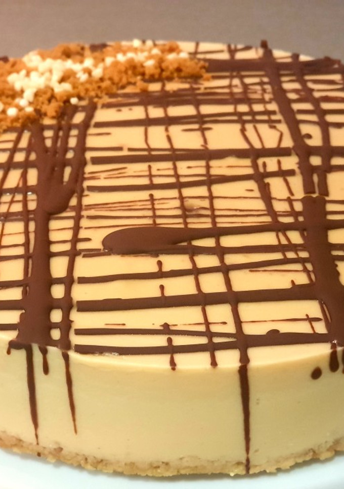 Una foto de Tarta de turrón 🥧