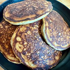 A picture of Fluffy Banana Pancakes.