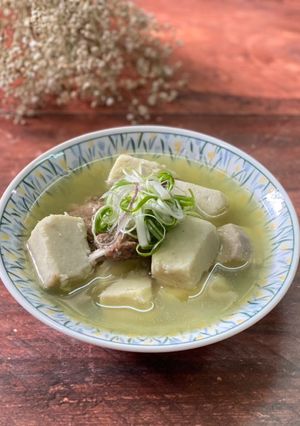 Hình của món Canh Khoai Giao Hầm Xương.