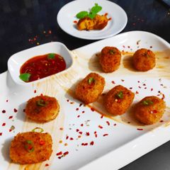 A picture of Khichdi nuggets.