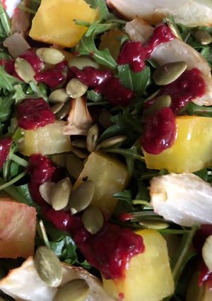 A picture of Cranberry dressing.
