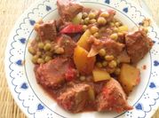 Una foto de carne peceto al horno