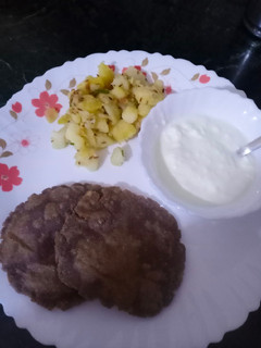 व्रत वाले आलू (vrat wale aloo recipe in Hindi) रेसिपी मुख्य फोटो