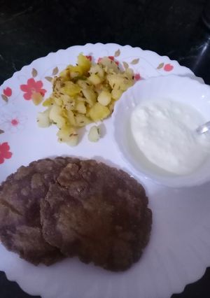 व्रत वाले आलू (vrat wale aloo recipe in Hindi) रेसिपी मुख्य फोटो