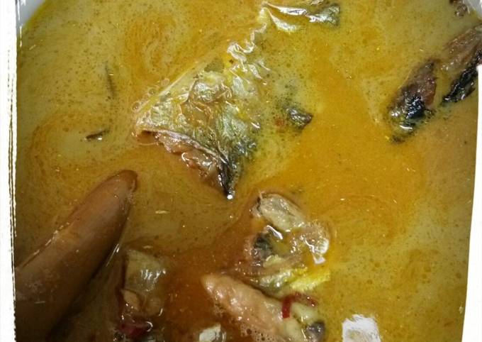 Anti Ribet, Memasak Kalio Ikan Sanma Farah Quinn