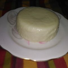 A picture of Bread icecream.