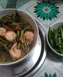 Rau muống xào tỏi và Canh chua rau muống