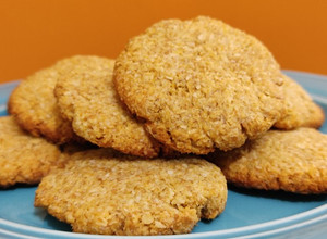 Una foto de Galletitas de avena y coco 😋😋