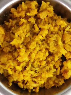 મસાલા ખીચડી (Masala Khichdi Recipe In Gujarati) રેસીપી મુખ્ય ફોટો