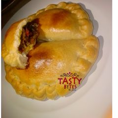 A picture of Meat pies.