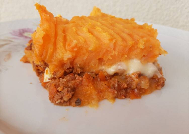 Pastel de carne, papa y batata dulce