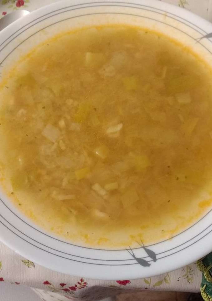 Una foto de Sopa de puerros y bacalao