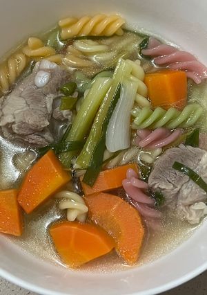 Hình của món Nui sườn heo.
