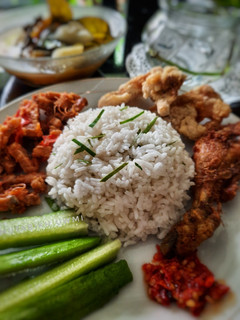 Foto resep Nasi Gurih Daun Jeruk