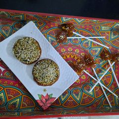 A picture of Jaggery bites.