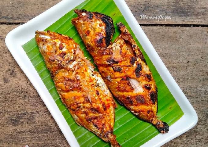 Resep Ikan Kembung Bakar Ala Sambal Colo Oleh Mita W Mommyfayzel Cookpad