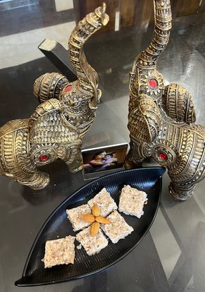 ड्राई फ़्रूट पंजीरी रेसिपी मुख्य फोटो