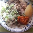 Pollito cocido con verduras