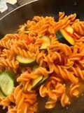 Pasta di lenticchie con datterino, zucchine e parmigiano 🍅🥒🧀