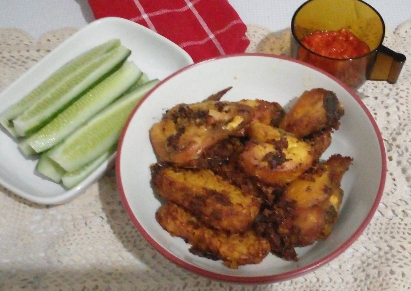 Ayam goreng gurih