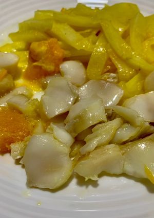 Una foto de Gallineta a la naranja con patatas en microondas (12 minutos)
