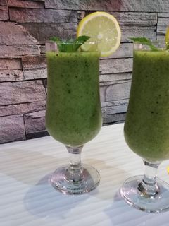 عکسی از دستور اسموتی کیوی و نعناع 🥝🌿