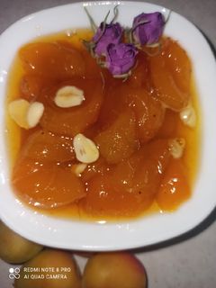 عکسی از دستور مربای زرد آلو