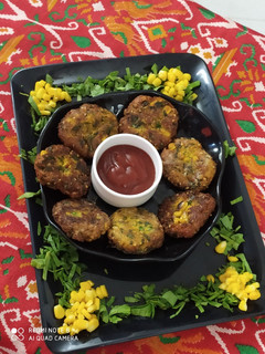 કોર્ન પાલક ટીક્કી (Corn Palak Tikki Recipe In Gujarati) રેસીપી મુખ્ય ફોટો