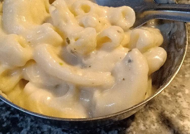 Steps to Prepare Appetizing White Sauce Macaroni Cooking Basics for Newbies