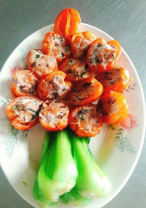 Hình của món Cà chua nhồi thịt.