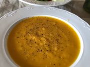 Una foto de puré calabaza con quesitos