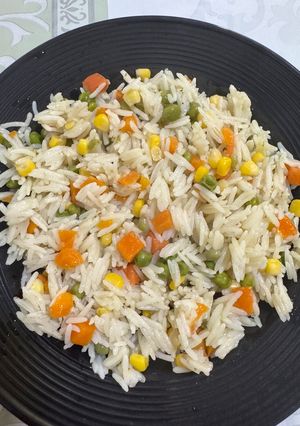 صورة لوصفة أرز بالخضار🍚🥗