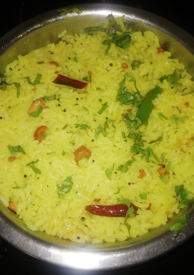 நெல்லிக்காய் சாதம்(nellikkai sadam recipe in tamil) செய்முறை முக்கிய புகைப்படம்