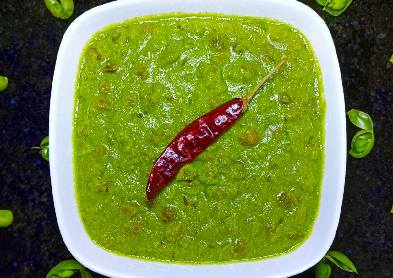 Green Chickpeas Curry