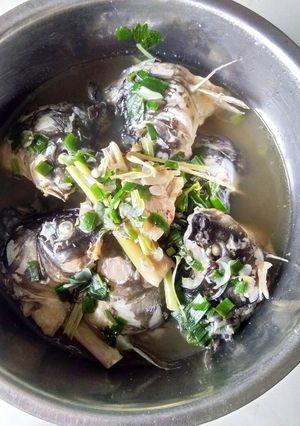Foto resep Sop kepala ikan mas