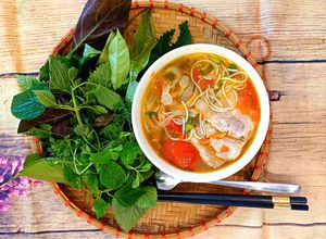 Hình của món Bún sứa cấp tốc.